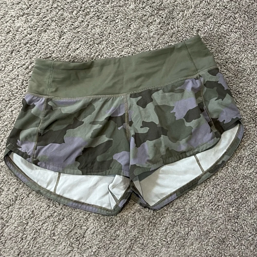 lululemon athletica Camo Green Shorts - Picture 2 of 7
